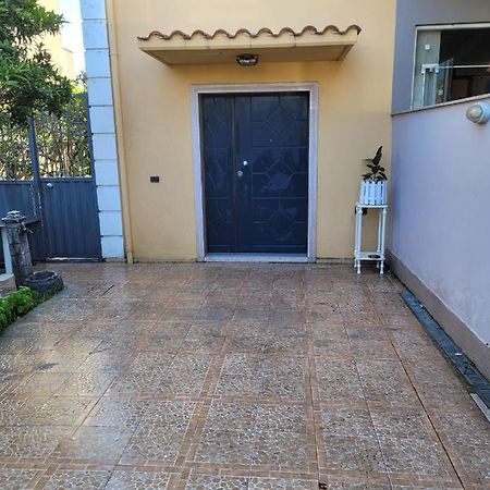 Italian Style Apartment Дуррес Экстерьер фото