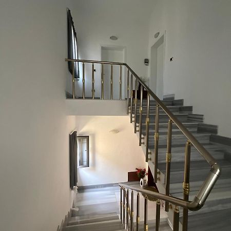 Italian Style Apartment Дуррес Экстерьер фото