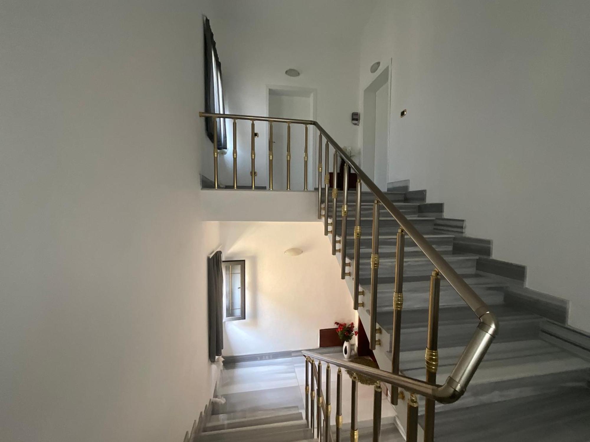 Italian Style Apartment Дуррес Экстерьер фото